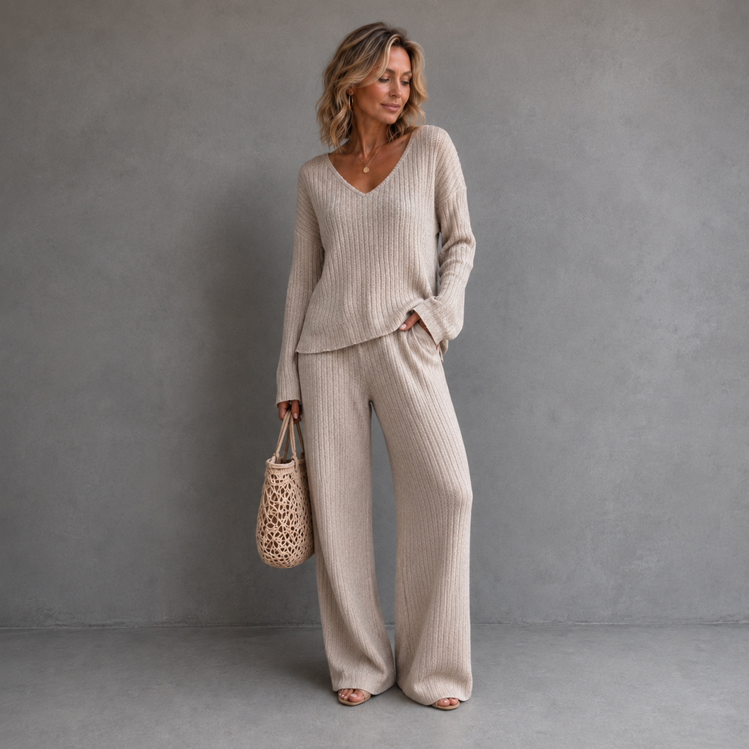 Angeline™ Comfortable Set