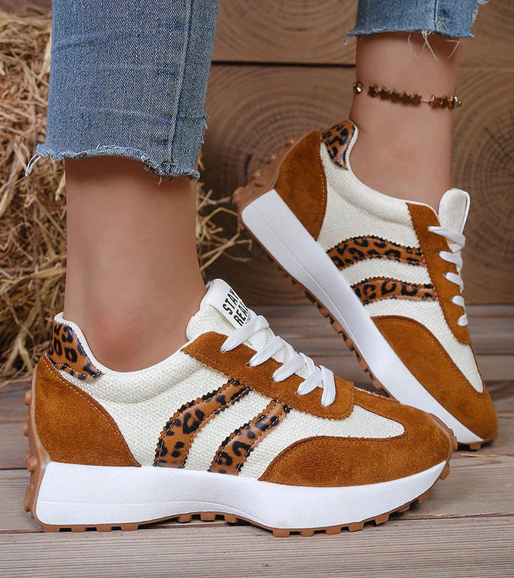 Lumière Retro Platform Trainer