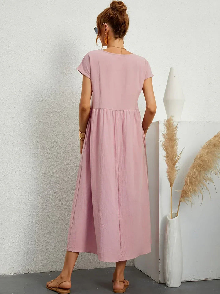 Lora | A midi dress with timeless elegance