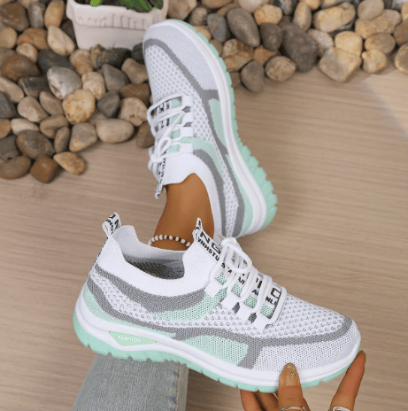 The Comfort Sneaker